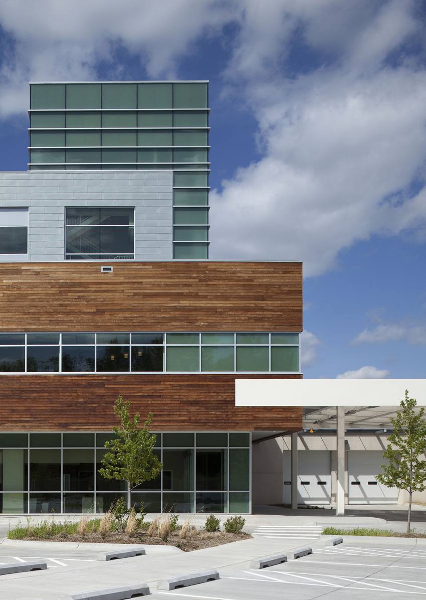 Bellevue medical center / hdr architecture