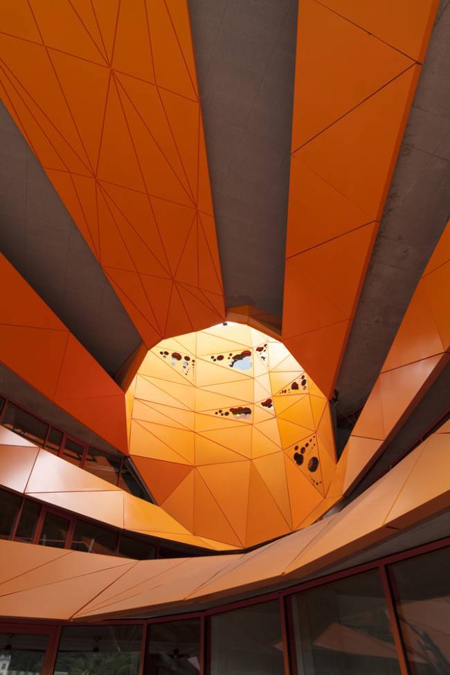 The orange cube / jakob + macfarlane architects