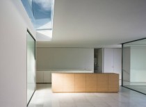 Atrium house / fran silvestre arquitectos
