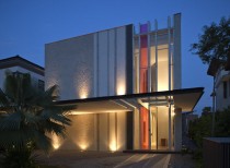 Sun cap house / wallflower architecture + design
