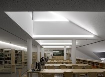 Ílhavo city library / arx portugal