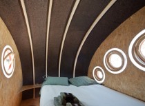 Sleeping in a sustainable and itinerant sculpture