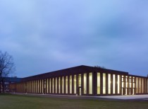 Sports & convention center at jacobs university / max dudler & dietrich architects