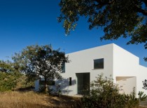 House in odemira / vitor vilhena architects