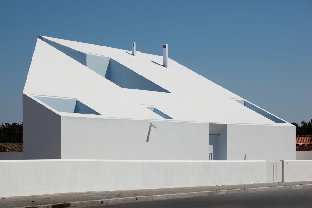 House in Possanco / ARX Portugal