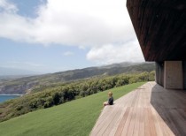 Maui roof house / dekleva gregorič arhitekti