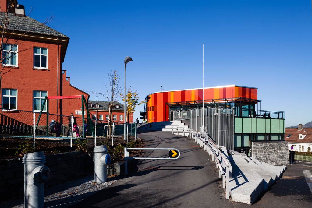 Ny-krohnborg school / arkitektgruppen cubus as