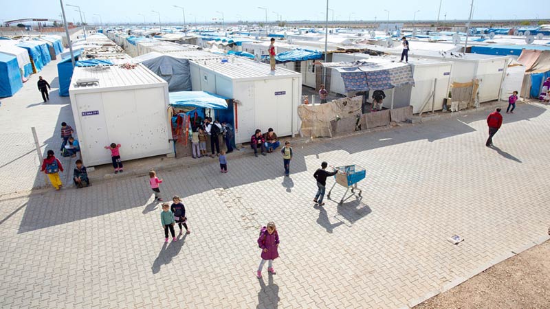 How to build a perfect refugee camp