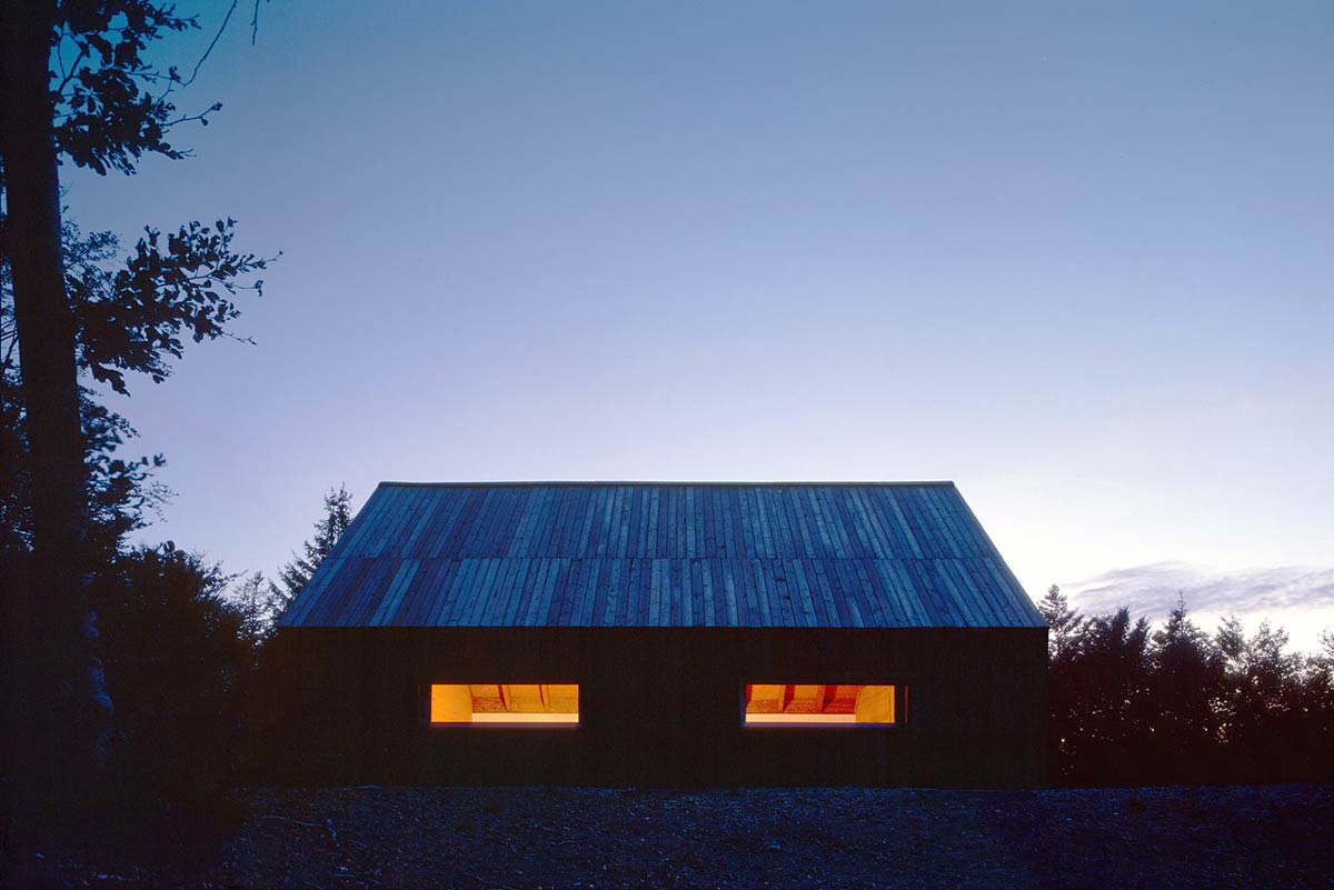 Mountain hut / studio lucio serpagli architects