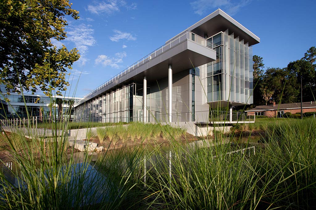 Clinical Translational Research Building of University of Florida / Perkins + Will