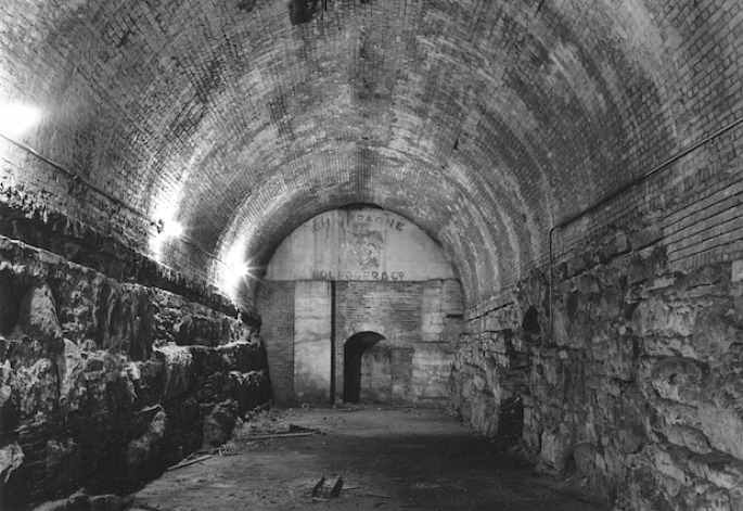 A secret cold war bunker hidden inside the brooklyn bridge