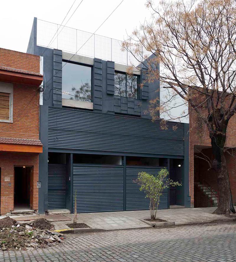 Two Houses Conde / HM.Architects