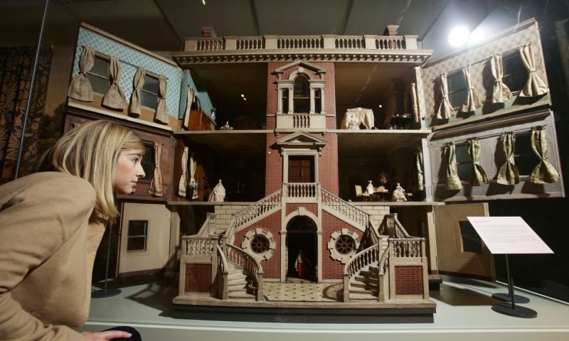A peek inside the history of the doll's house