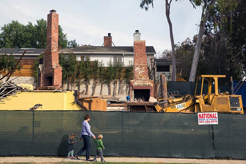 In los angeles, vintage houses are giving way to bulldozers