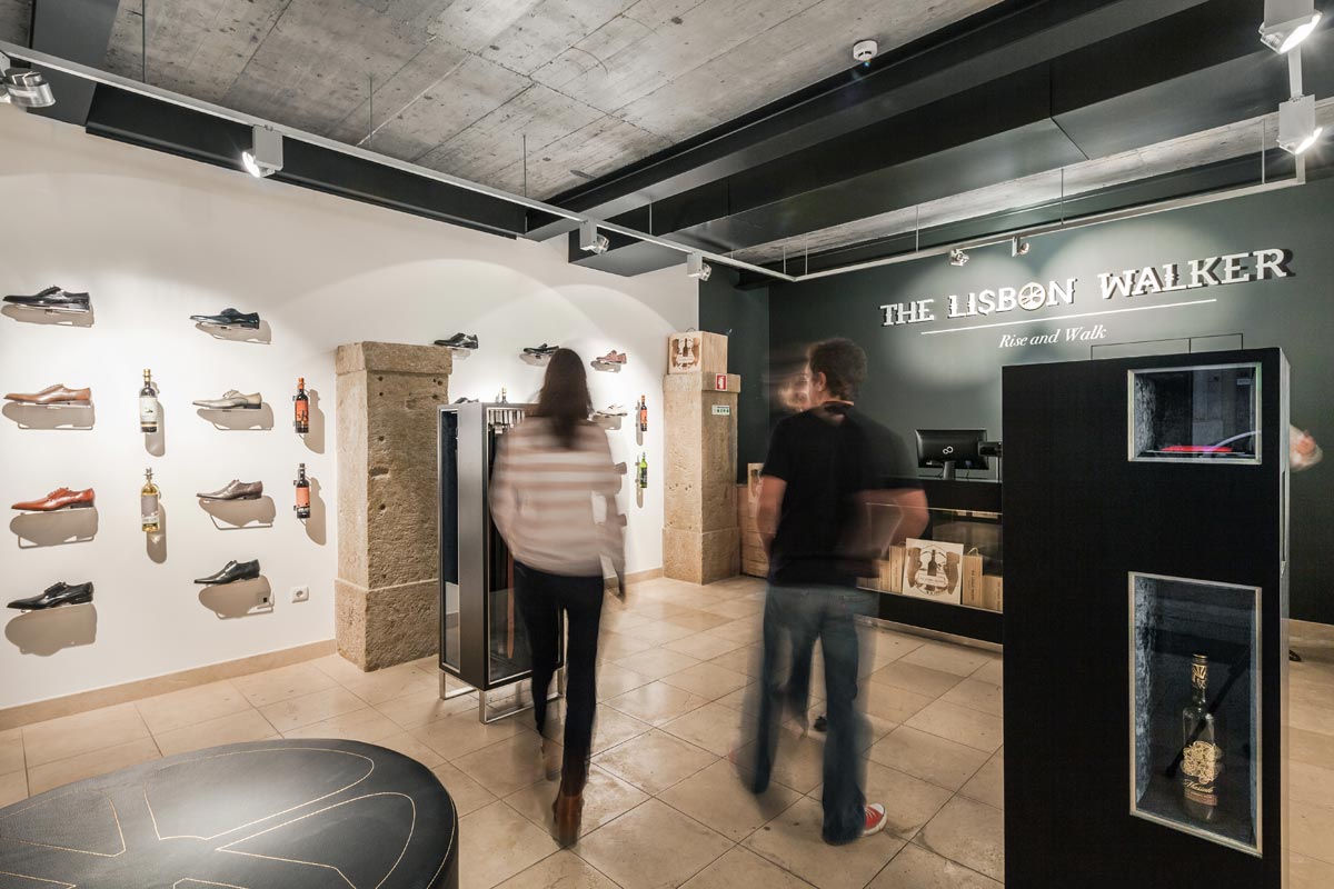 The lisbon walker – flagship concept store / filipe melo e oliveira