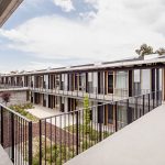 Dwelling house for students / harquitectes