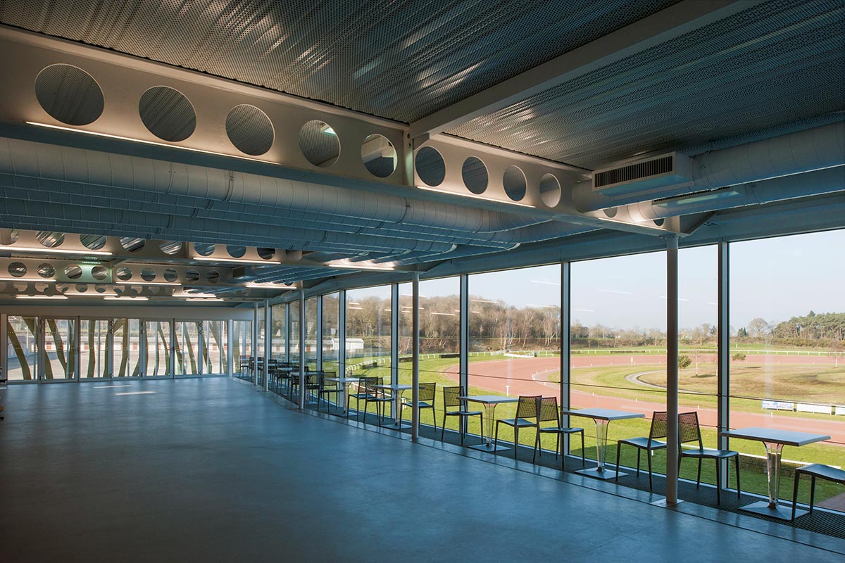 The ‘hippodrome de la baie” racecourse, france / nomade architects