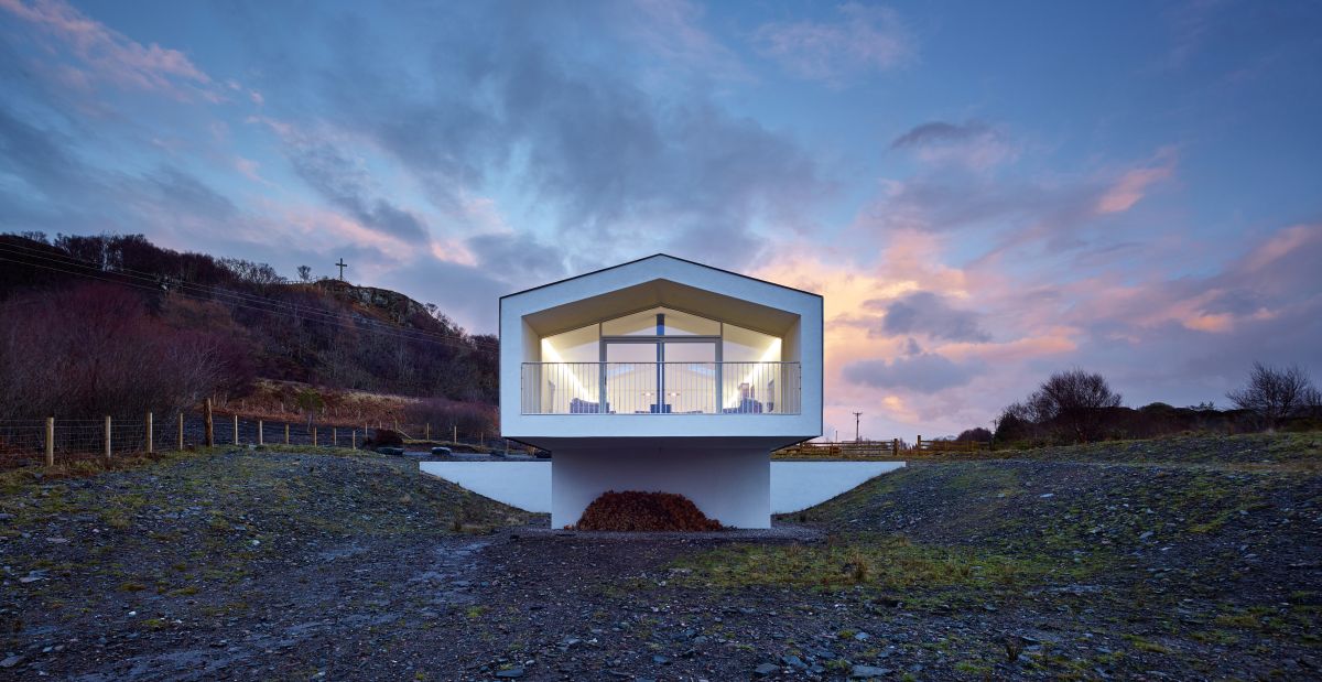 Beach House, Morar, Scotland / Dualchas Architects