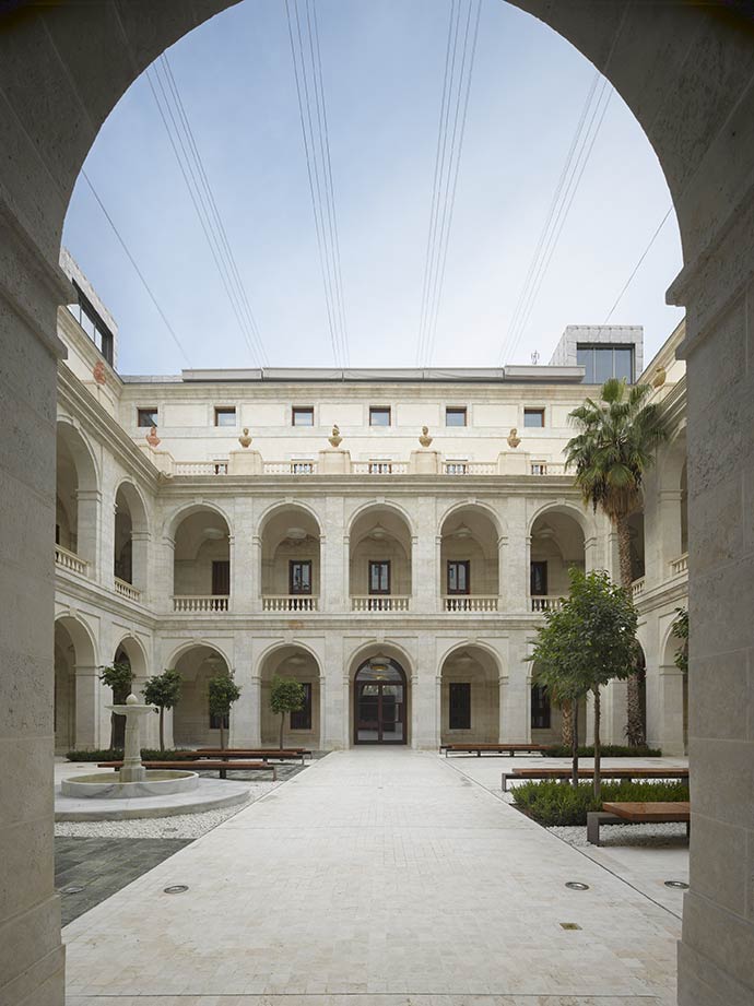 Malaga museum, spain / pardotapia architects
