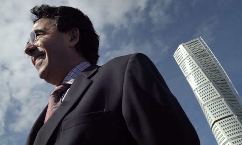 Controversial architect santiago calatrava defends his record