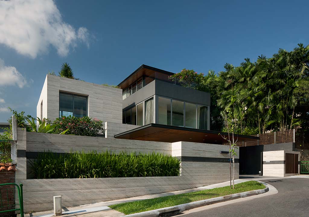 Travertine Dream House / Wallflower Architecture + Design