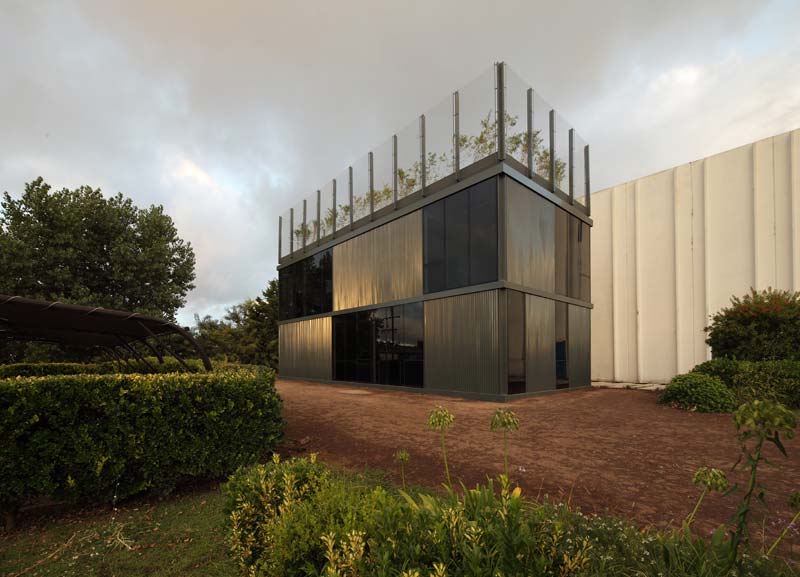 Hydro Aluminium Industrial Pavilion / adamo-faiden arquitectos