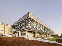 John curtin college of the arts year 7 teaching facility / jcy architects and urban designers