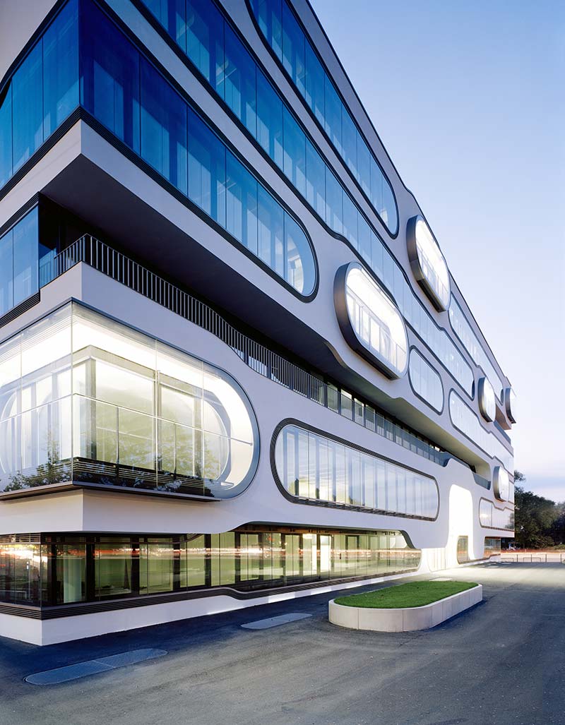 Ada 1 - office building / j. Mayer h. Architects