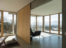 House on a slope / gian salis architects
