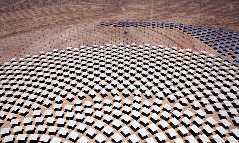 Desert tower raises chile's solar power ambition to new heights