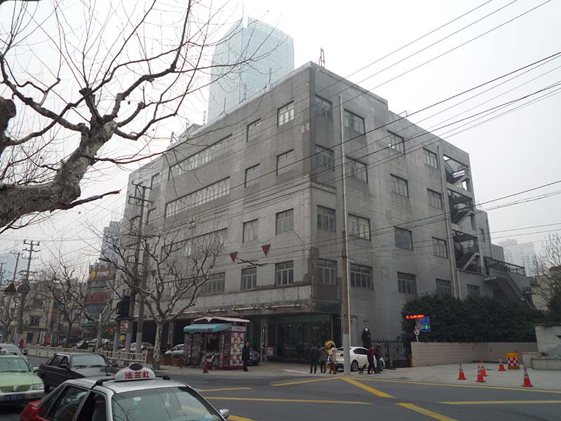 Dongyi mansion / kokaistudios