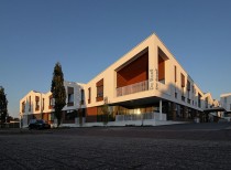 Housing and health care complex eltheto / 2by4 architects