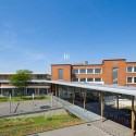 Le bourget secondary school / hubert & roy architects and associates