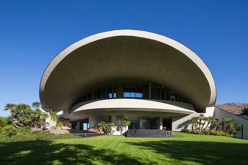 The modernist fun palaces of palm springs
