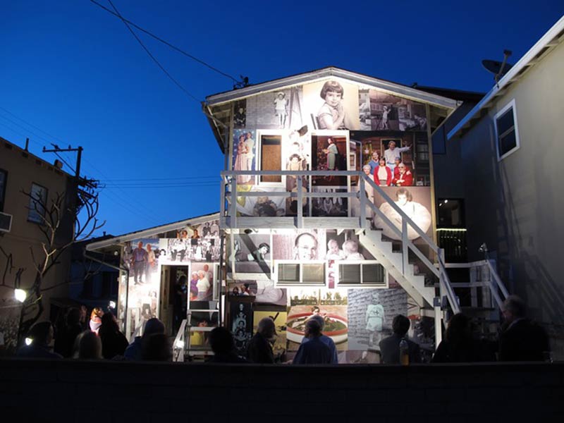 Why a house in manhattan beach is covered in a family's memories
