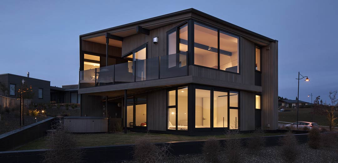 Wanaka Alpine House / Daniel Marshall Architects