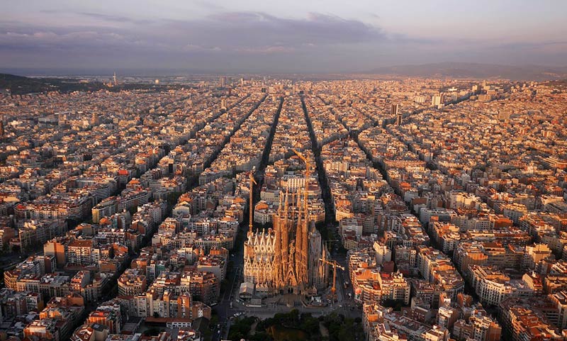 Barcelona's unloved planner invents science of 'urbanisation'