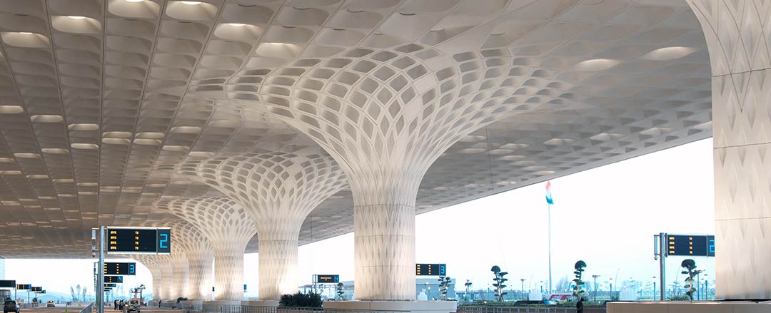Chhatrapati Shivaji International Airport Terminal 2 / SOM