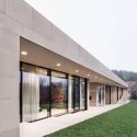 Slight slope long house by i/o architects
