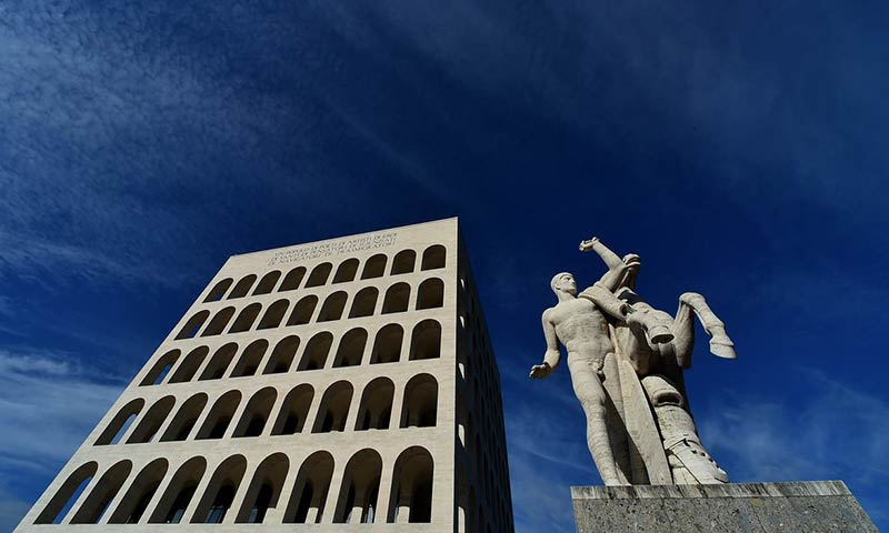 'The dictator who failed to dictate': free-range architecture under Mussolini