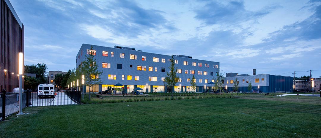 Lycee Francais De Chicago / STL Architects - ArchitectureLab