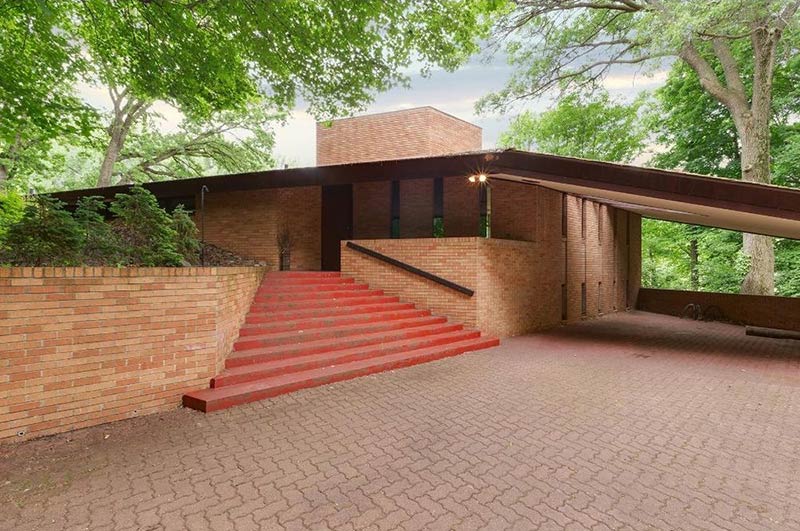 Frank Lloyd Wright House in Minneapolis goes on market for first time