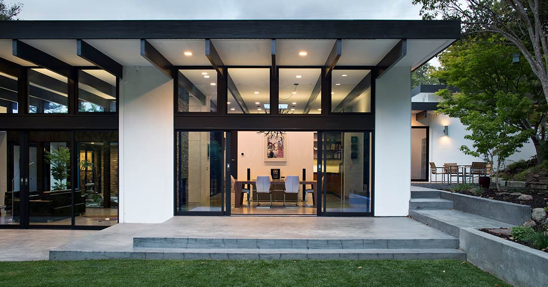 Modern Atrium House / Klopf Architecture