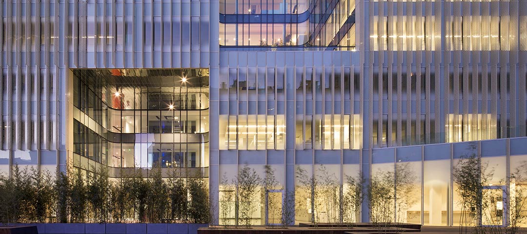 Hachette Livre Headquarters / Jacques Ferrier Architecture