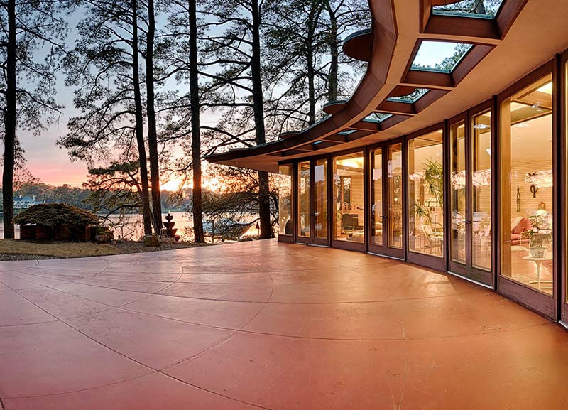 Now Available on Airbnb: Frank Lloyd Wright