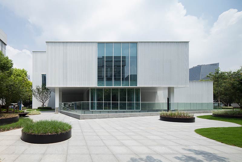 Schmidt hammer lassen architects completes renovation for hi-tech start-up incubator space in shanghai