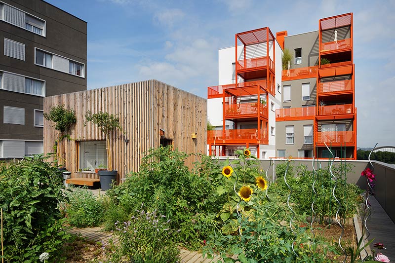 90 housing units in saint-ouen / atelier du pont