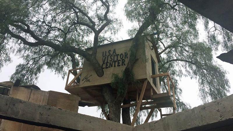 The Tijuana treehouse that peeks across the border