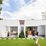 Breeze block house / architect prineas