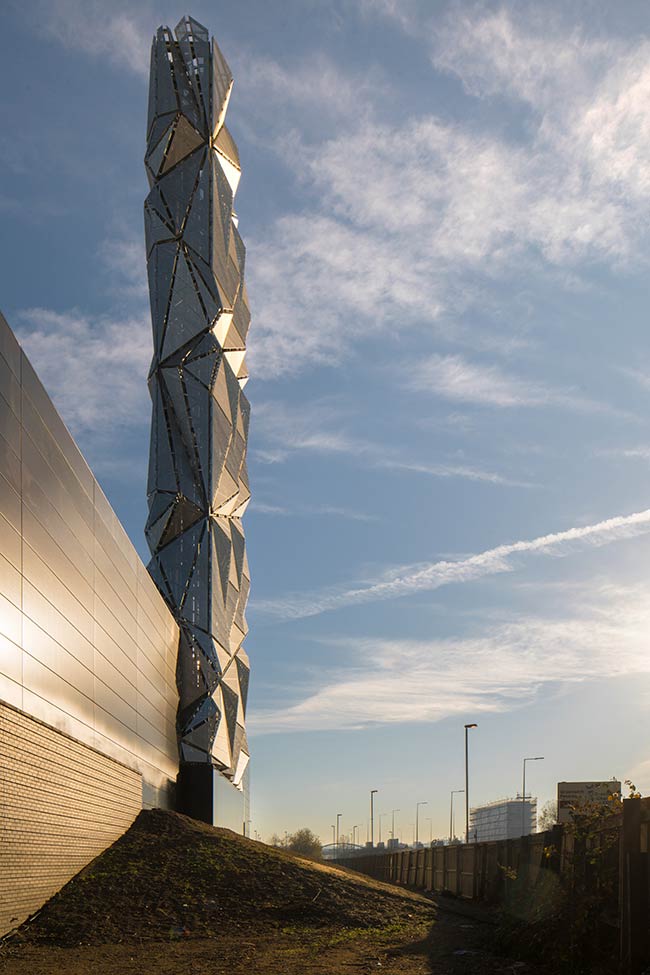 Greenwich peninsula low carbon energy centre / c. F. Møller architects